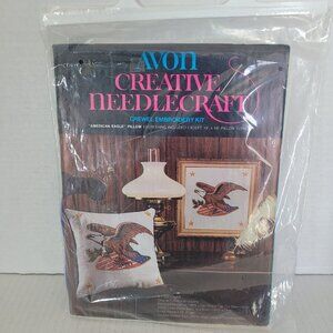 Vintage Avon Creative Needlecraft Crewel Embroidery Kit American Eagle Pillow